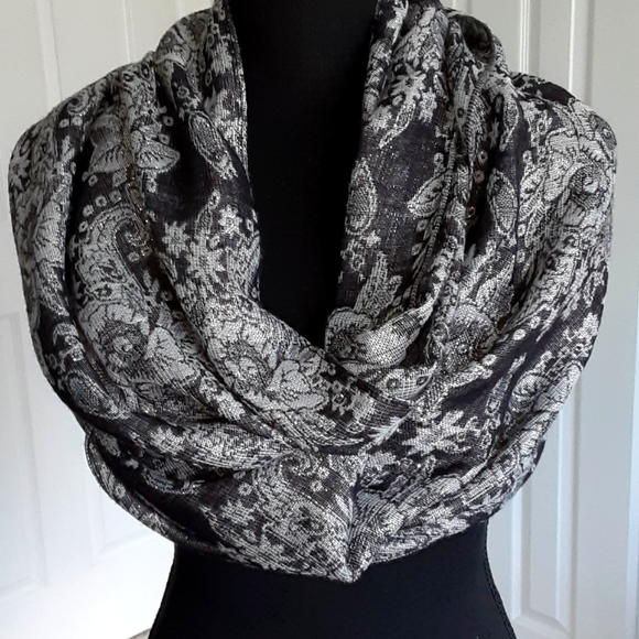 Infinity scarf - Picture 2 of 7